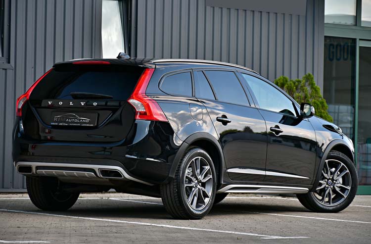 Volvo V60 Cross Country D4 Geartronic SUMMUM