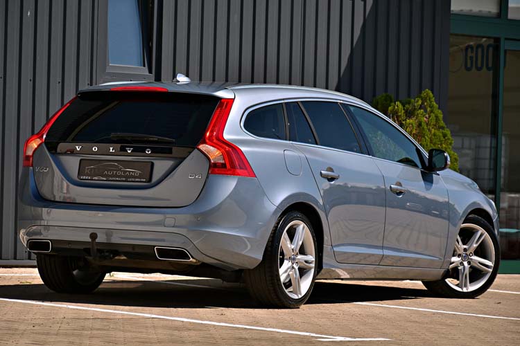 Volvo V60 D4 Geartronic Summum Edition