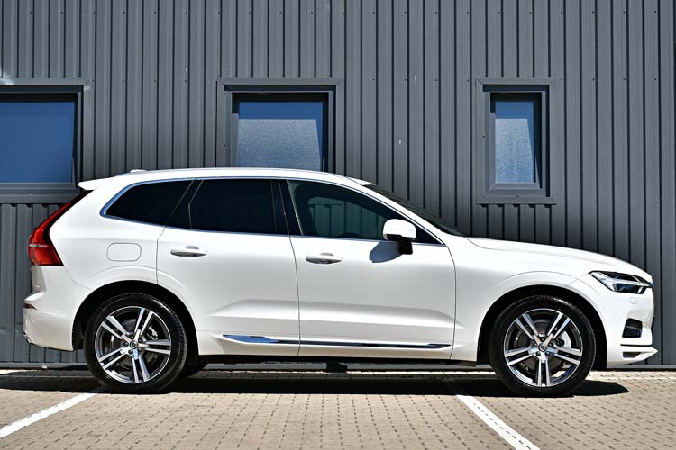 Volvo XC 60 B4 MHEV AT8 AWD Inscription