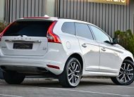 Volvo XC60 2.4 D4 AWD Momentum Edition