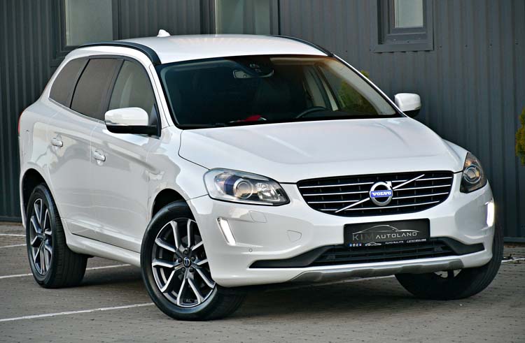 Volvo XC60 2.4 D4 AWD Momentum Edition