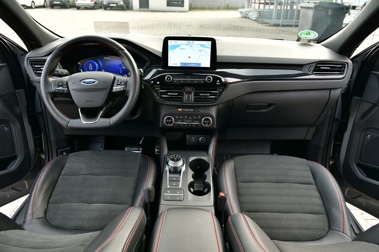 Ford Kuga 2.0 EcoBlue 4×4 Aut. ST-LINE X