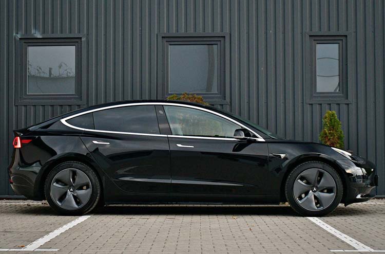 TESLA Model 3 AWD Dual Motor LONG RANGE AWD