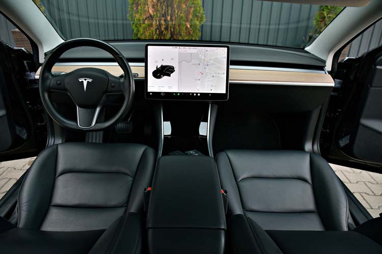 TESLA Model 3 AWD Dual Motor LONG RANGE AWD