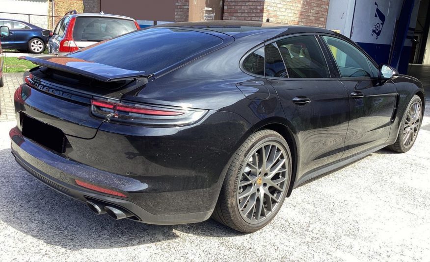 PORSCHE Panamera 4 E-Hybrid 3.0 TURBO SPORT