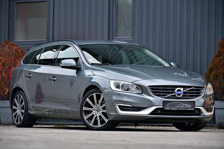 Volvo V60 D3 Geartronic Momentum Edition