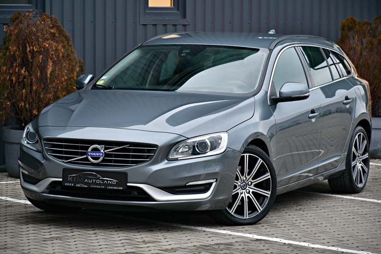 Volvo V60 D3 Geartronic Momentum Edition