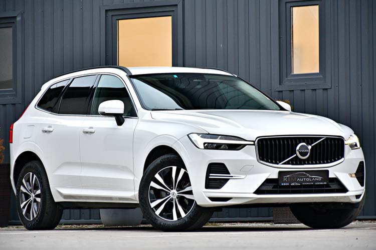 Volvo XC60 2.0 B4 MHEV AT8 AWD Momentum PRO