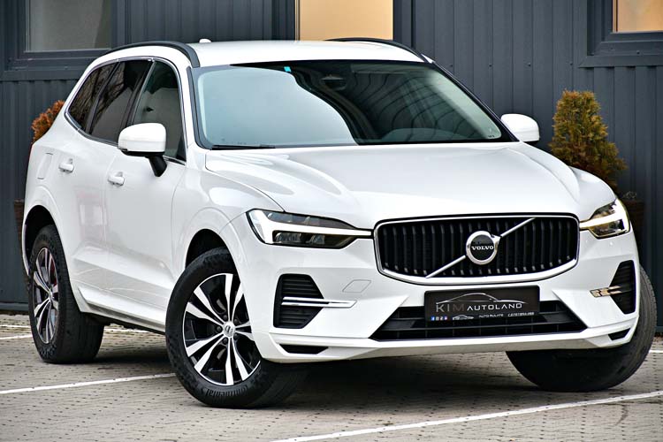 Volvo XC60 2.0 B4 MHEV AT8 AWD Momentum PRO