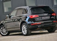 Audi Q5 2.0Tdi ULTRA Quattro S Tronic Business