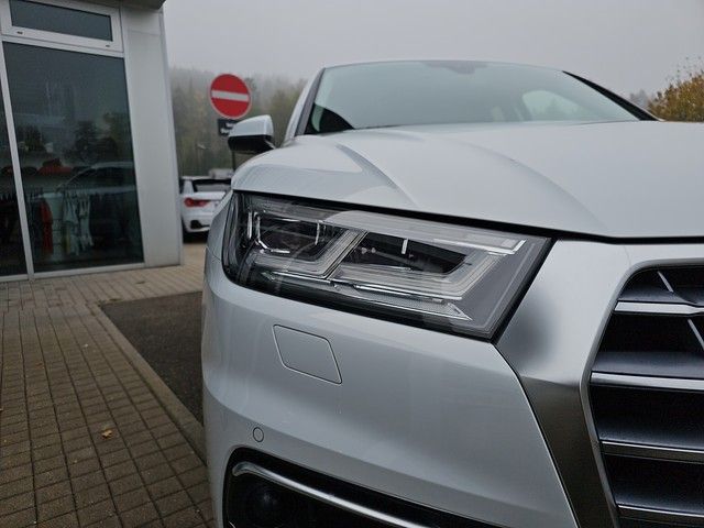 Audi Q5 2.0Tdi ULTRA Quattro S Tronic Sport