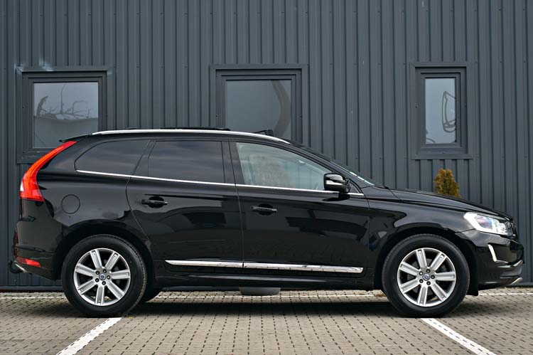 Volvo XC60 2.0 D4 SIGNATURE EDITION