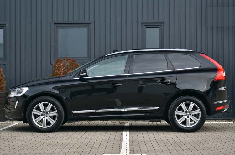 Volvo XC60 2.0 D4 SIGNATURE EDITION